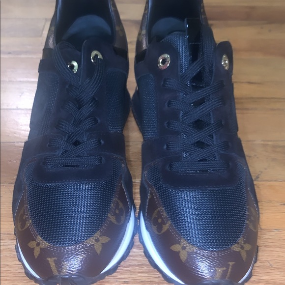 Louis Vuitton Run Away Sneaker - Picture 3 of 5
